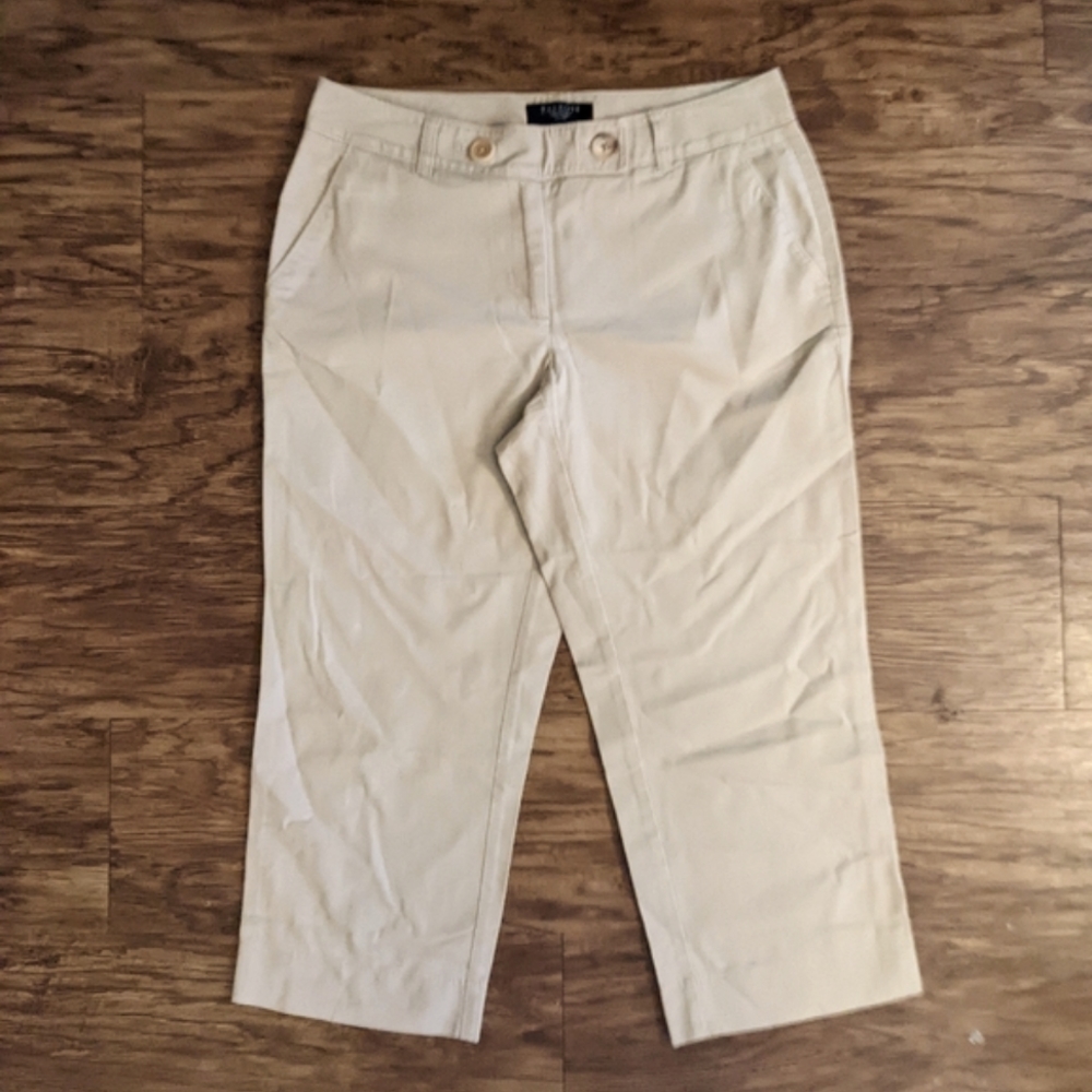 Talbots Khaki Capris Pockets Women's Size 8P